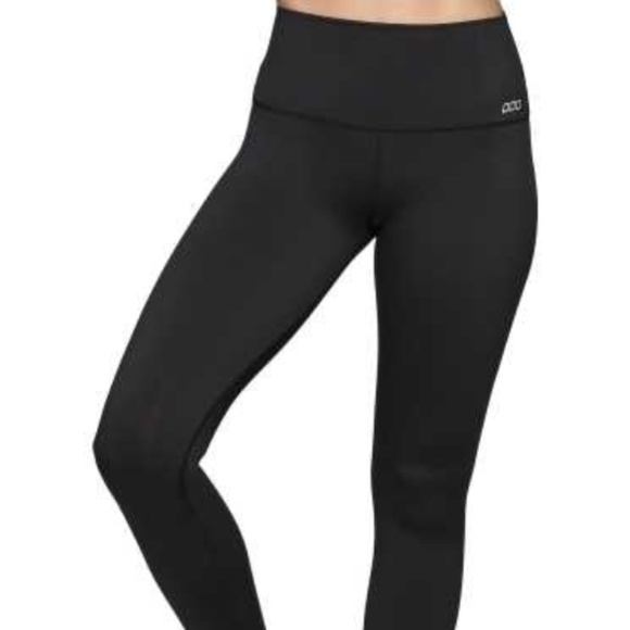 Lorna Jane Pants - Lorna Jane Capri Leggings With Mesh Detail